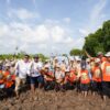 PLN Icon Plus Kenalkan Pelestarian Pesisir kepada Generasi Muda melalui Penanaman Mangrove