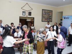 PLN Icon Plus Hadirkan Layanan Kesehatan dan Bantuan Sosial bagi Lansia di Rumah Belas Kasih Malang